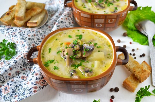 Суп грибной с фрикадельками Продукты для рецепта             
    
	    Оливковое масло